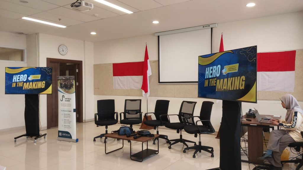 "Rental TV Full HD dan 4K UHD untuk pameran, meeting, dan nobar dengan harga terjangkau."